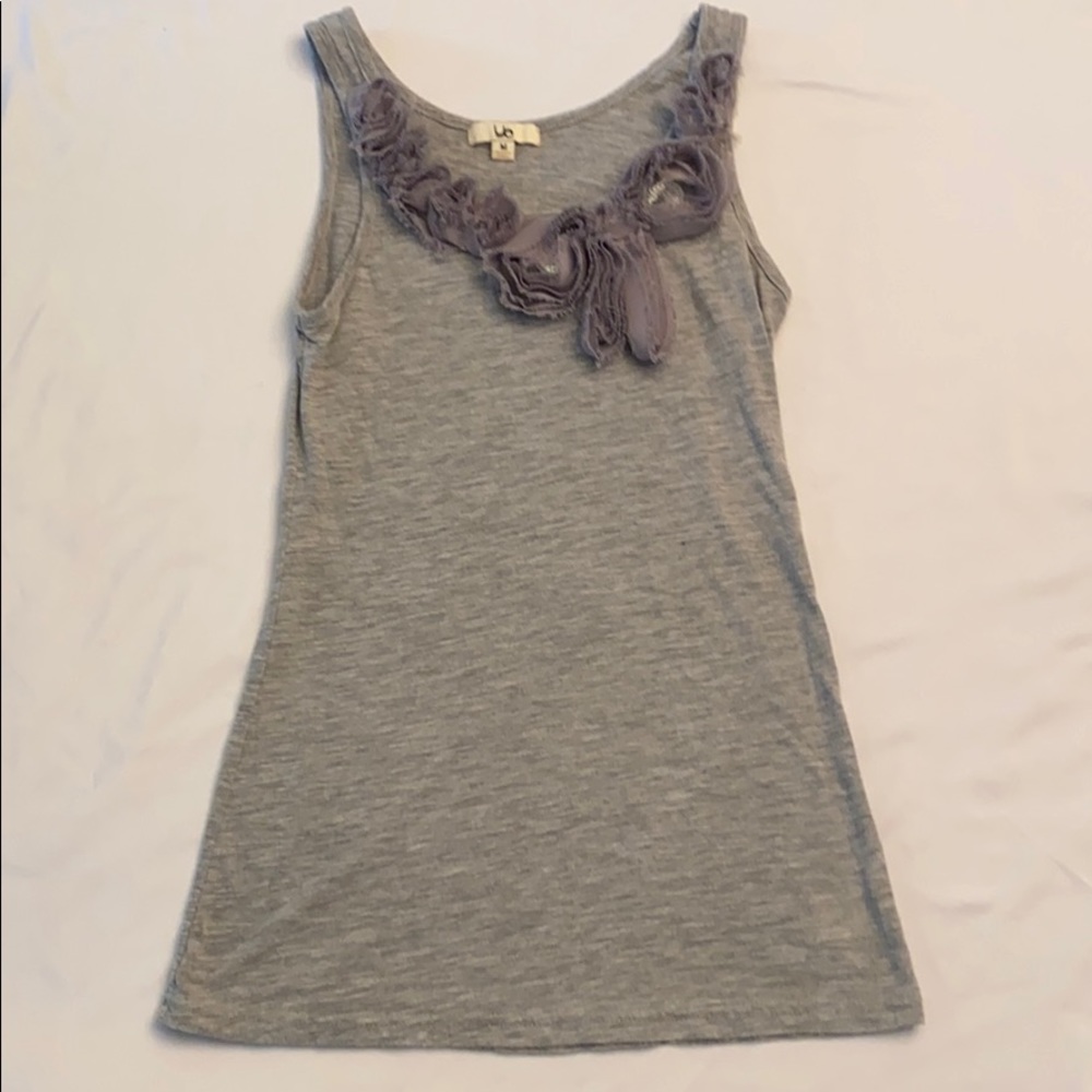 Huge LOT of 7! women’s cute and cool summer tops - Picture 7 of 8